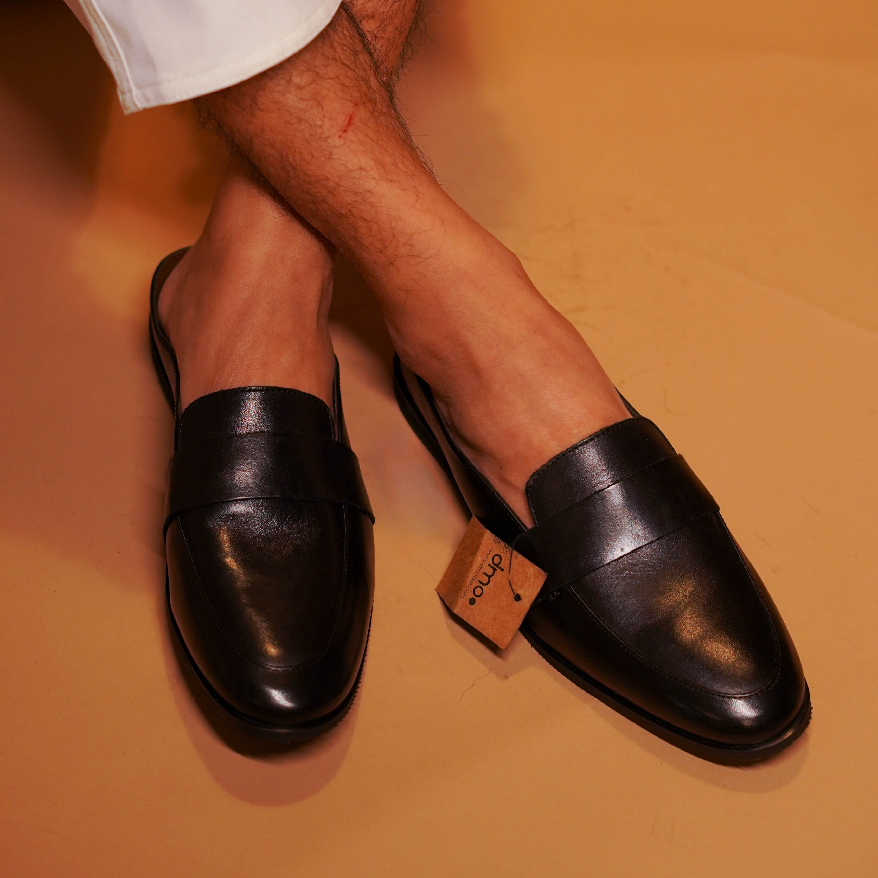 Hoffler Nera | Sleek black leather mules
